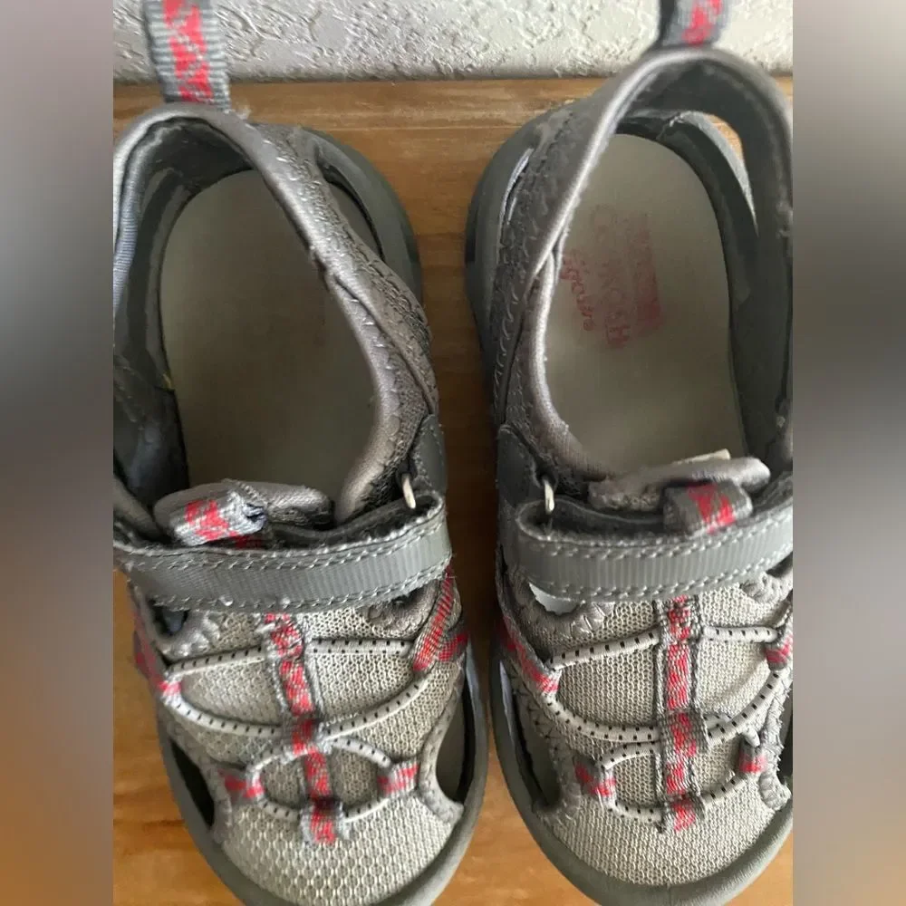 Pre-owned OshKosh B'gosh Vibrant Gray Kids Sandals Closed Toe Size 12 12T
